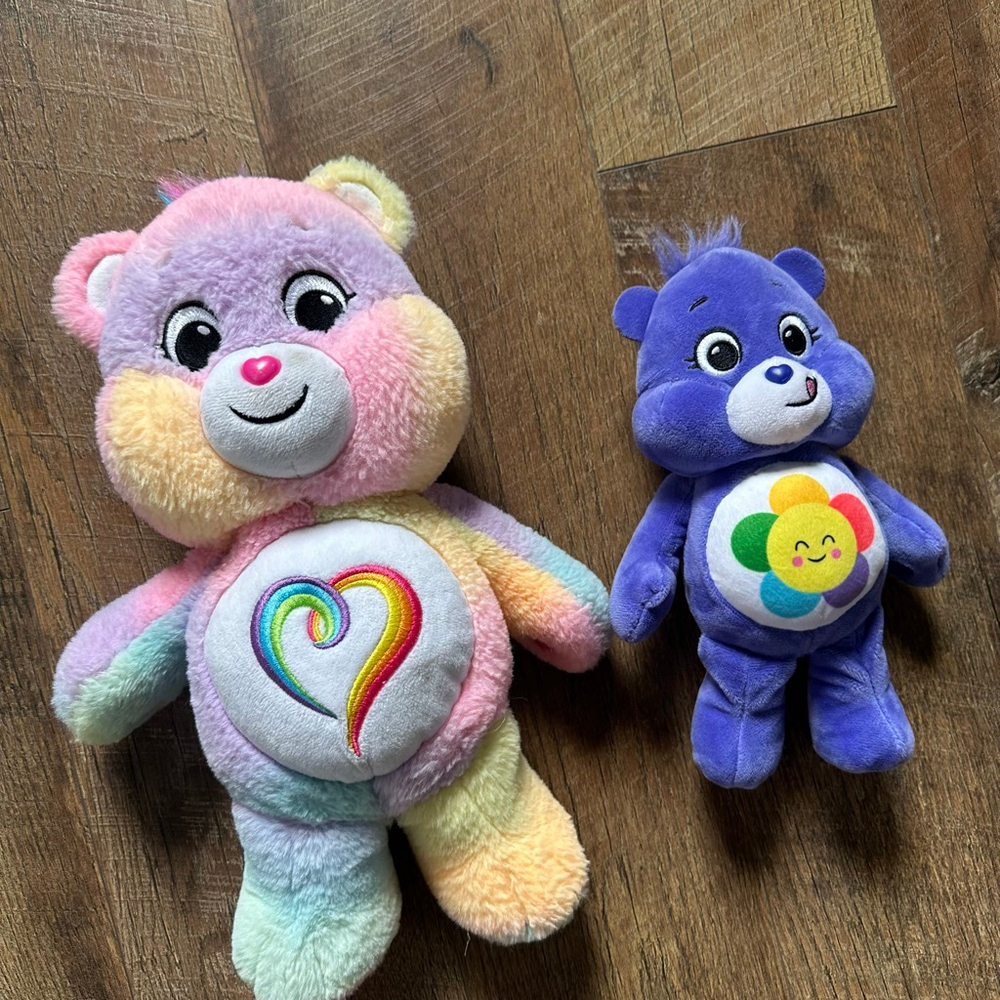 Care Bears Stuffed Animals Rainbow Plush Set (2)